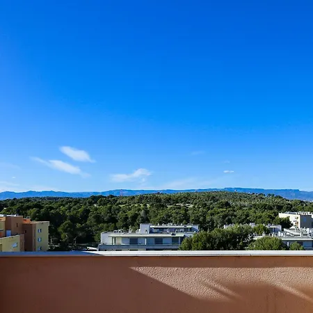 Apartment Cerr Dplx